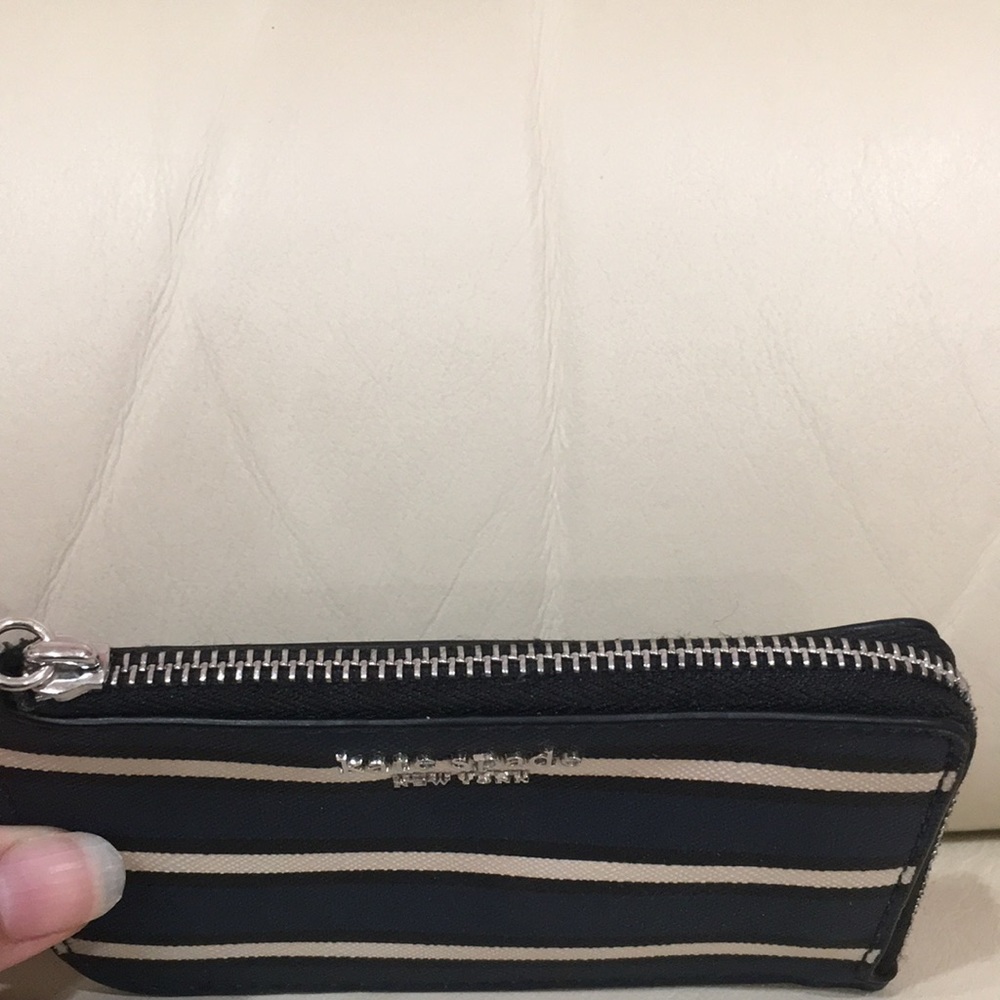 Kate Spade Blue Cameron York Stripe Keychain Wallet - Picture 4 of 13